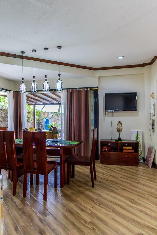 Villa Casa Dela Playa Dipolog Esterno foto